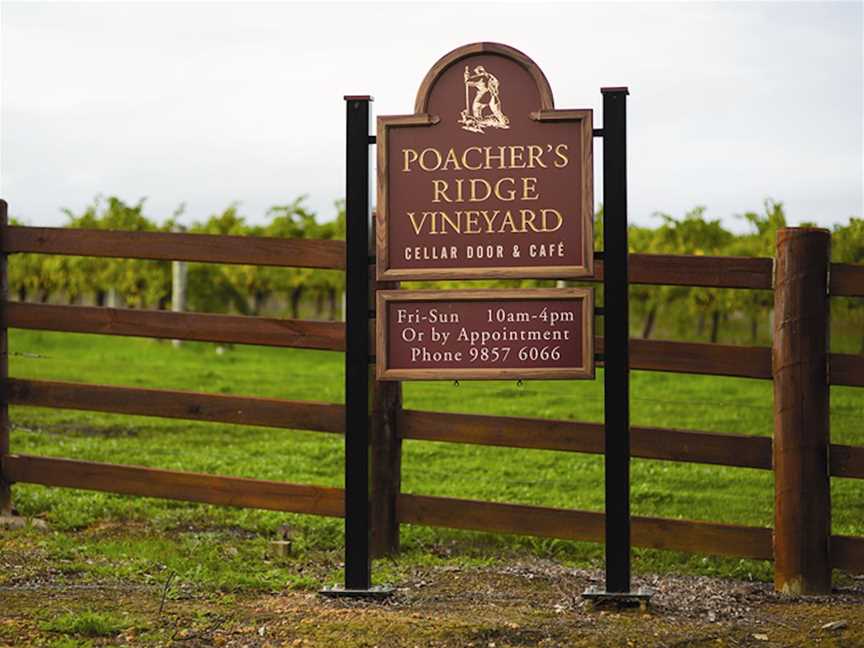 Poacher's Ridge, Wineries in Mount Barker