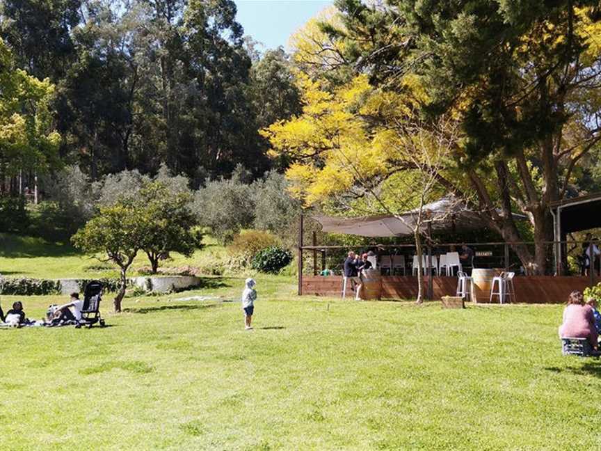 The Packing Shed at Lawnbrook, Wineries in Bickley