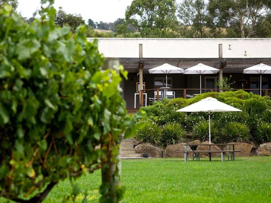 Greenstone Vineyards, Wineries in Yarra Glen