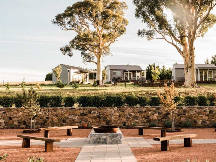 Tallagandra Hill, Wineries in Gundaroo