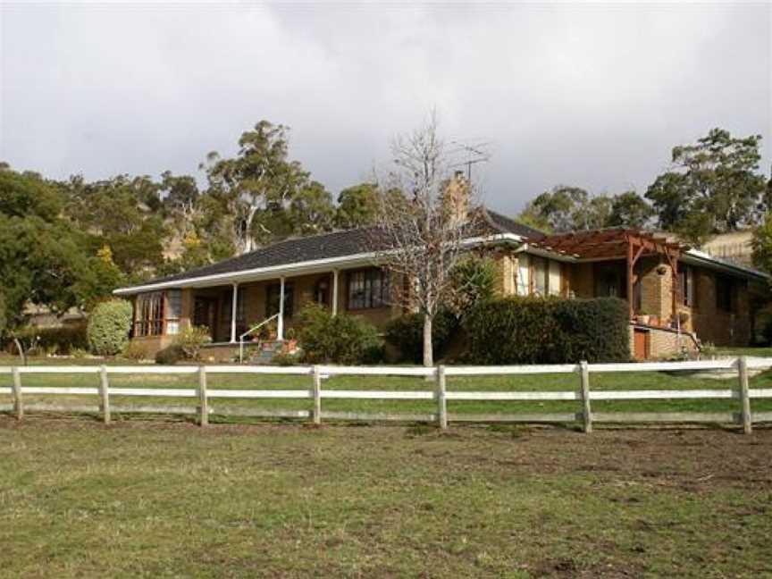 Cornwall Vineyard, Cambridge, Tasmania