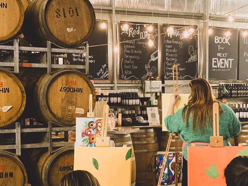 Cappa Stone Wines, Wineries in Sunnycliffs