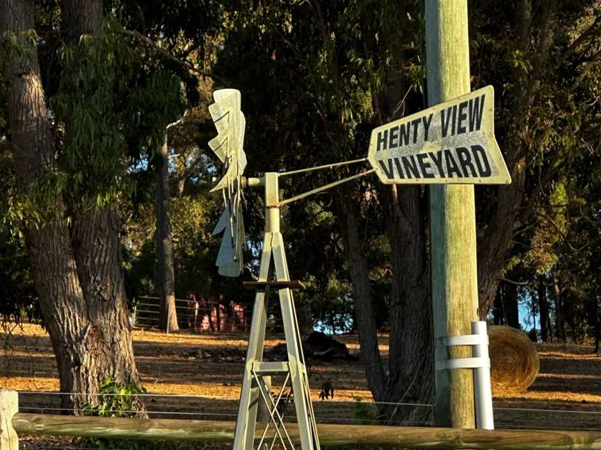 Henty View Vineyard, Wineries in Henty