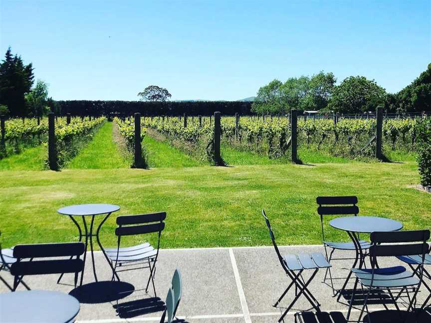 Grava, Wineries in Martinborough Suburb